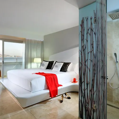 酒店 Ushuaia Ibiza - Adults Only - Club Entrance Included 5*