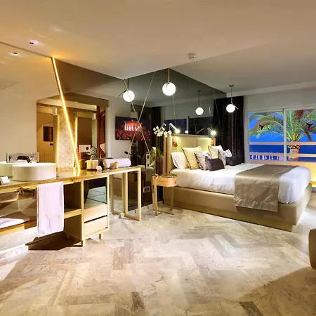 酒店 Ushuaia Ibiza - Adults Only - Club Entrance Included 普拉亚登博萨