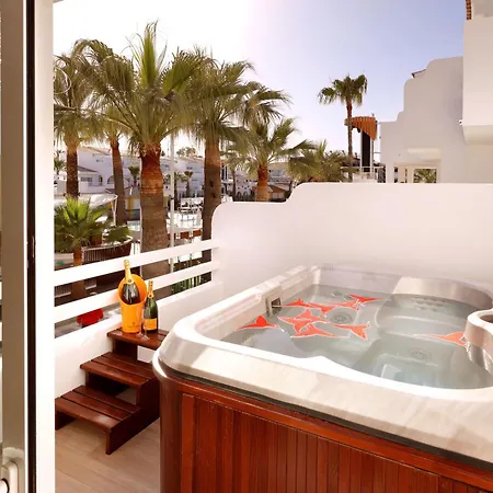 Ushuaia Ibiza - Adults Only - Club Entrance Included 酒店