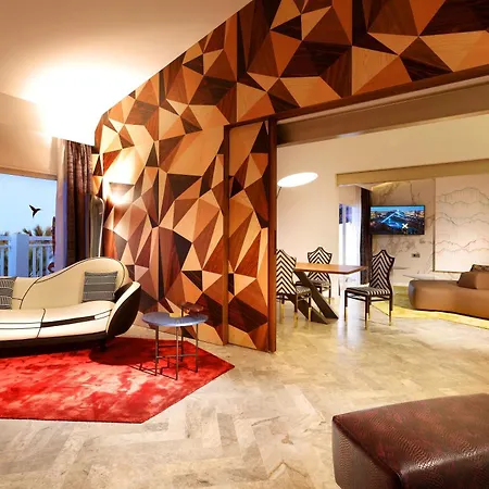 Ushuaia Ibiza - Adults Only - Club Entrance Included 酒店 5*